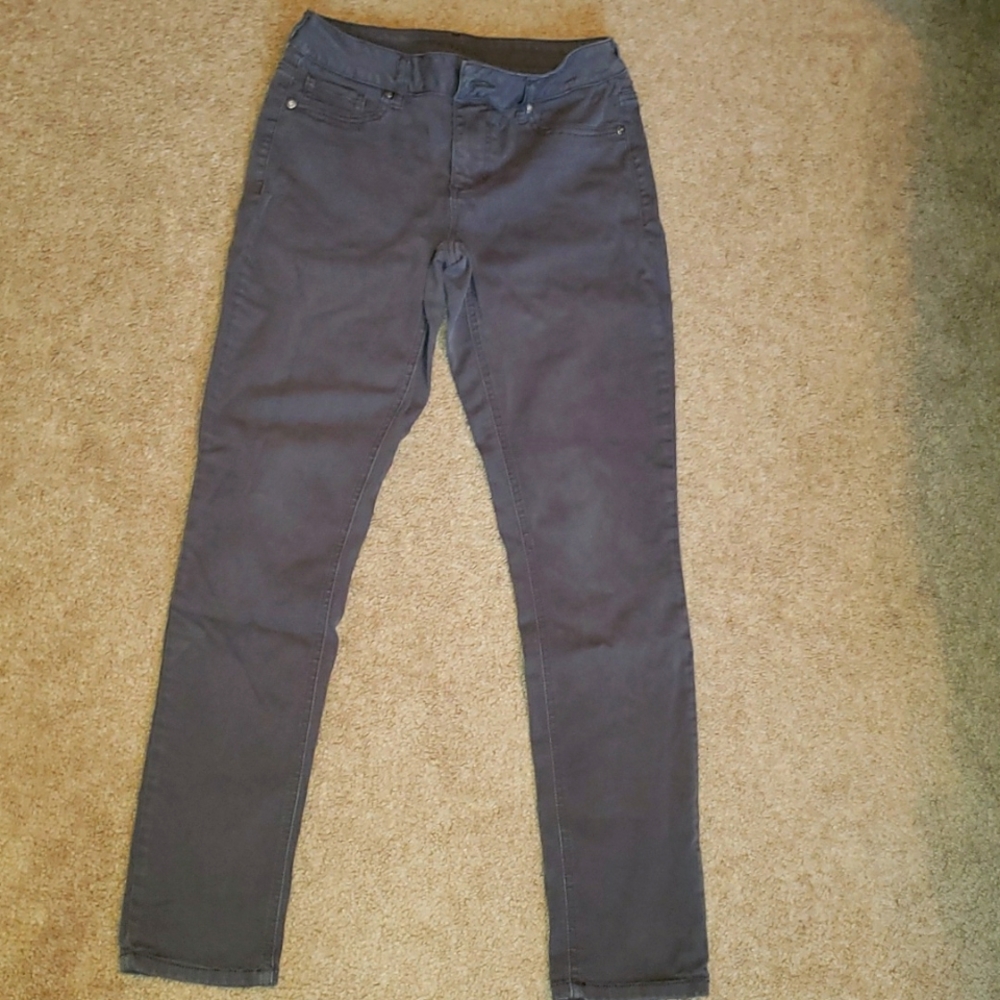 Small dark gray Maurices jegging